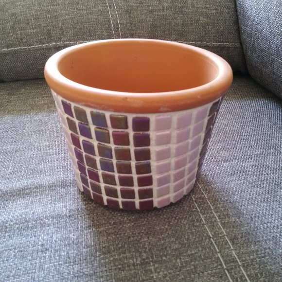 **PRICE REDUCED** Hand Crafted Mosaic Tile Flower Pot - Picture 10 of 12